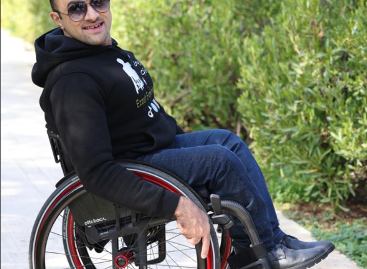 Ezzat user Wheelchair